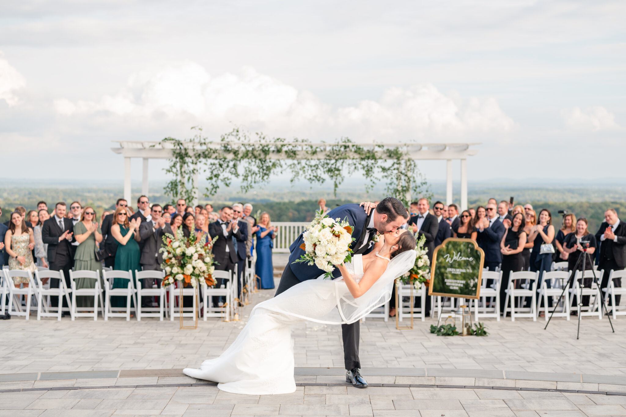 The View at Bluemont Virginia Wedding - www.michaelandlaurablog.com